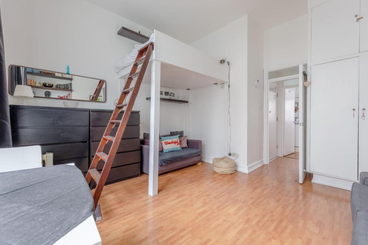 Spacious Near Kensington Gardens Londra